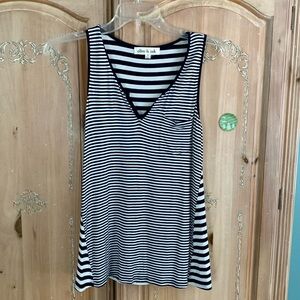 Olive & Oak Sz S sleeveless shirt